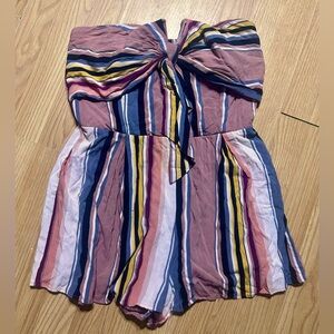 3/$20 Women’s XL Bailey Blue striped strapless short romper